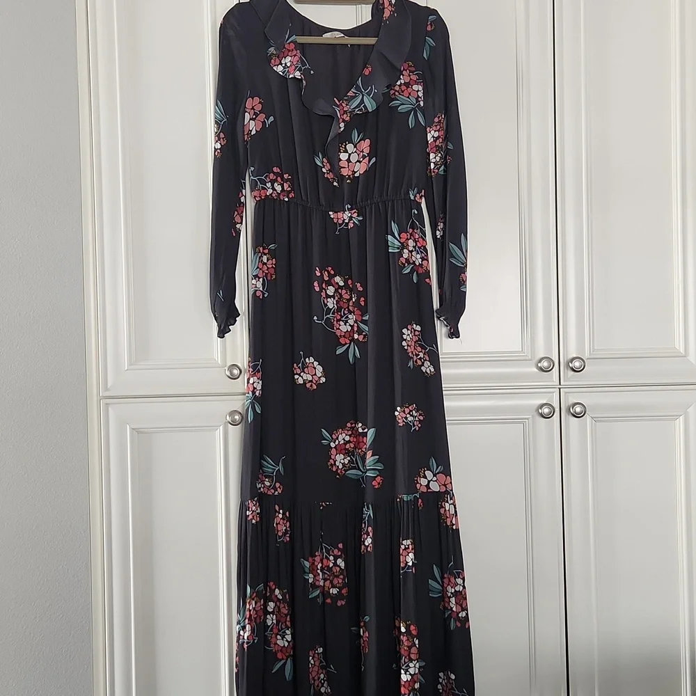 LOFT Black Floral Maxi Dress - Picture 4 of 11